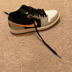 Jordan One Low black gray pink size men's, 10